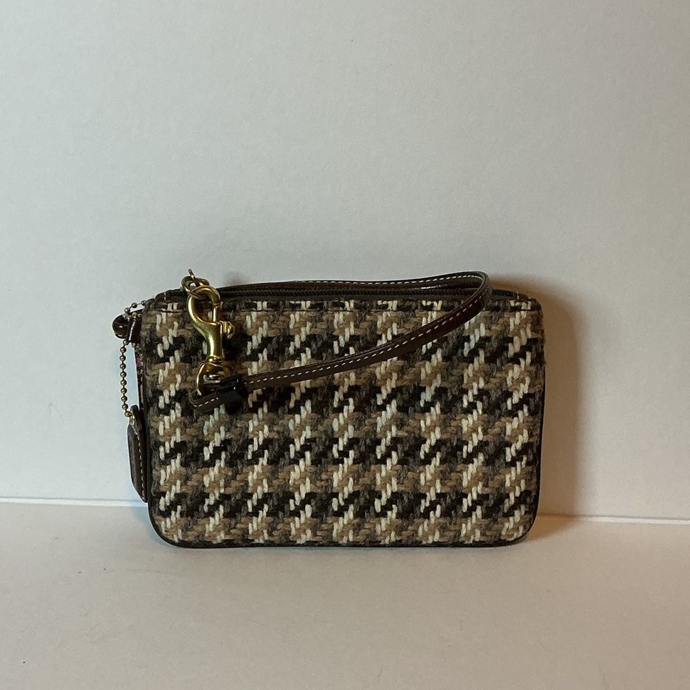 Coach Hamilton Tweed Wool Houndstooth Wristlet